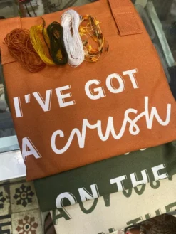 escape Handmade Tassel